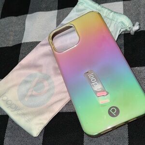 Iridescent loopy case